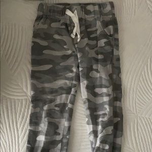 Boys size 5 sweat pants